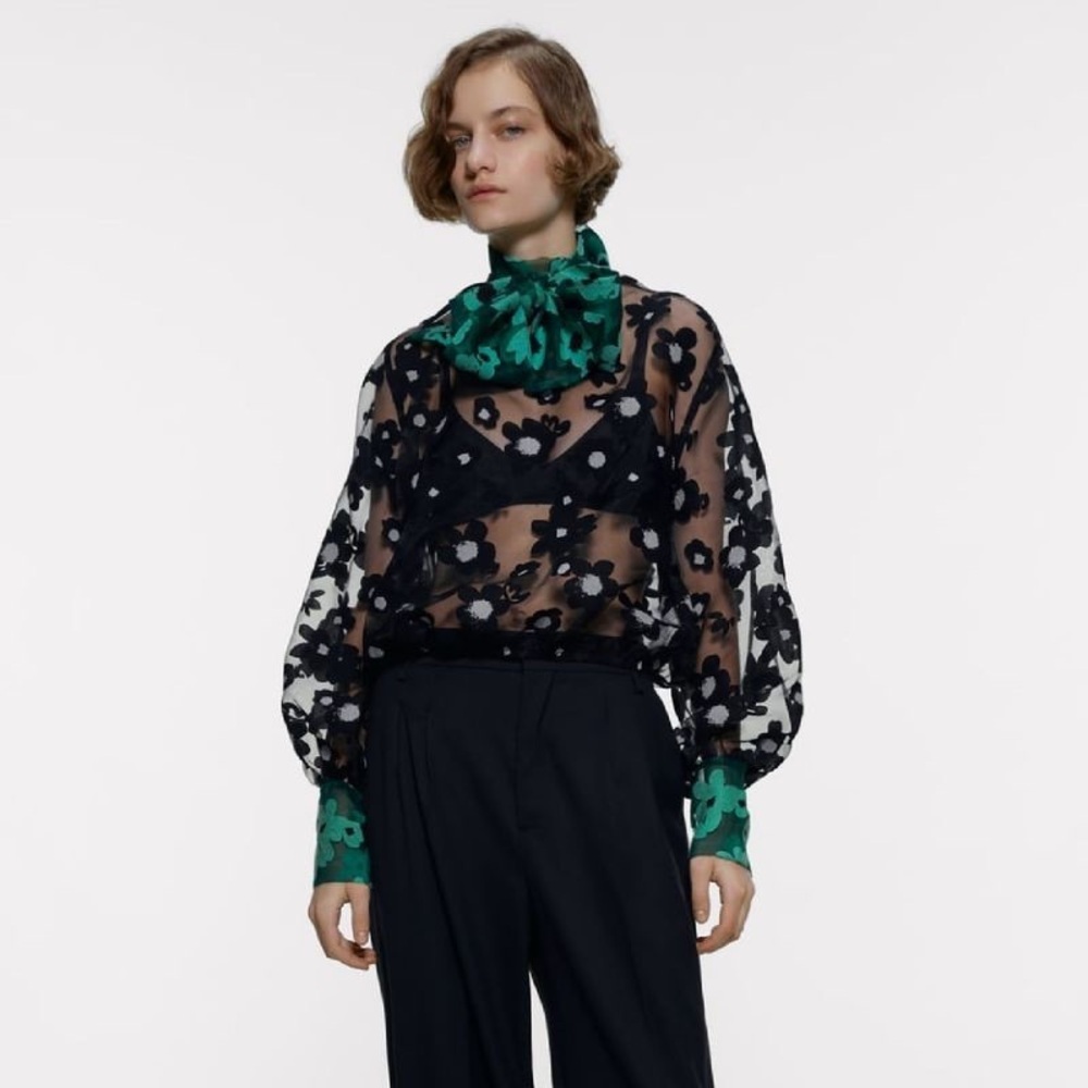 NWT ZARA BOW TIE POLKA DOT BLOUSE SIZE S - Picture 2 of 6